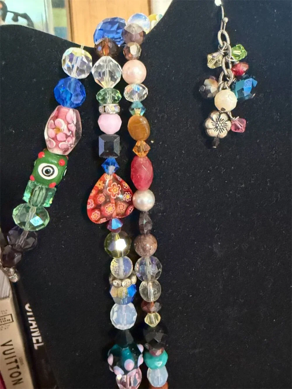 GLASS BEAD NECKLACE - 2 BRACELETS - EARRINGS - Picture 4 of 7
